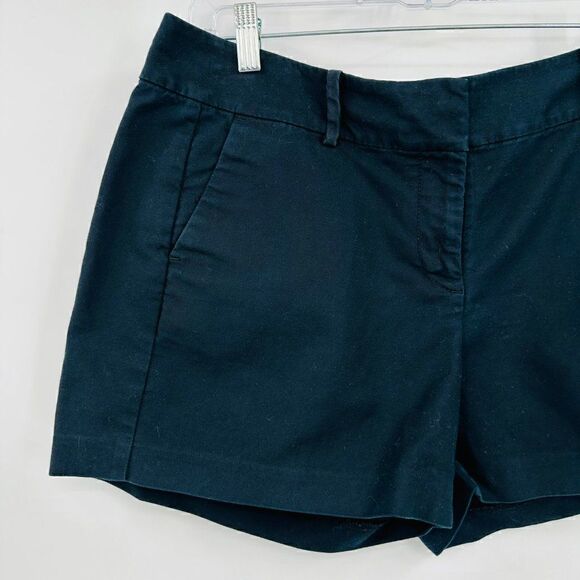 Ann Taylor Petite Size 10P Black Signature Mid Rise Shorts - Picture 2 of 7